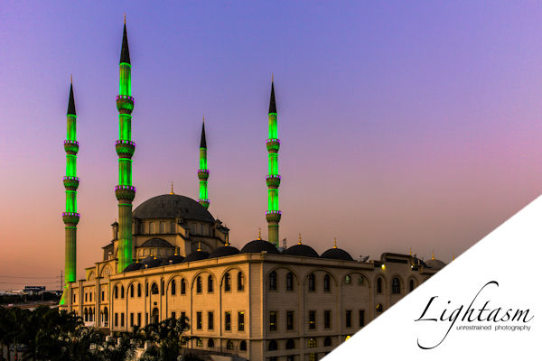 Cover Image for Turkish Mosque Visit and Sunset Photo Walk